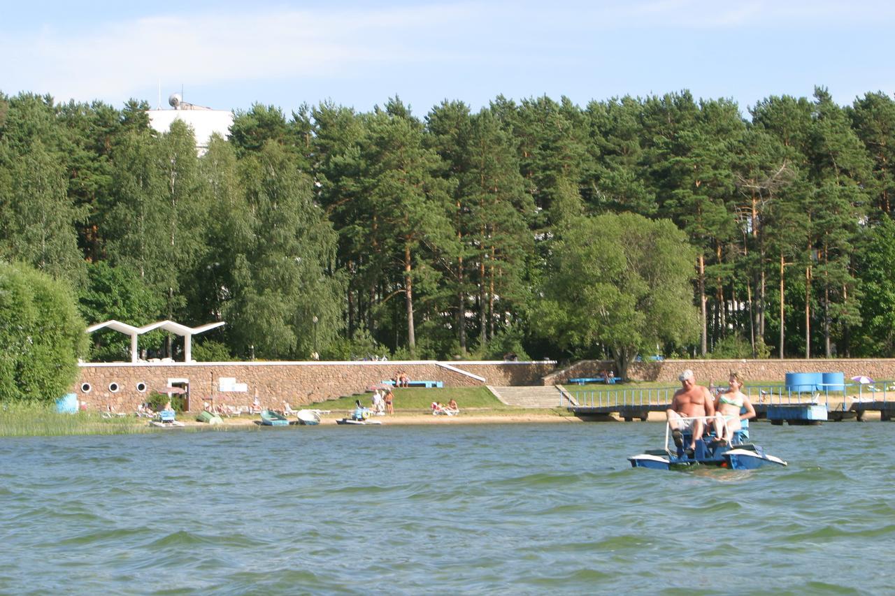 Sanatorii Sosny At Naroch Lake Hotel Gatovichi Exterior foto